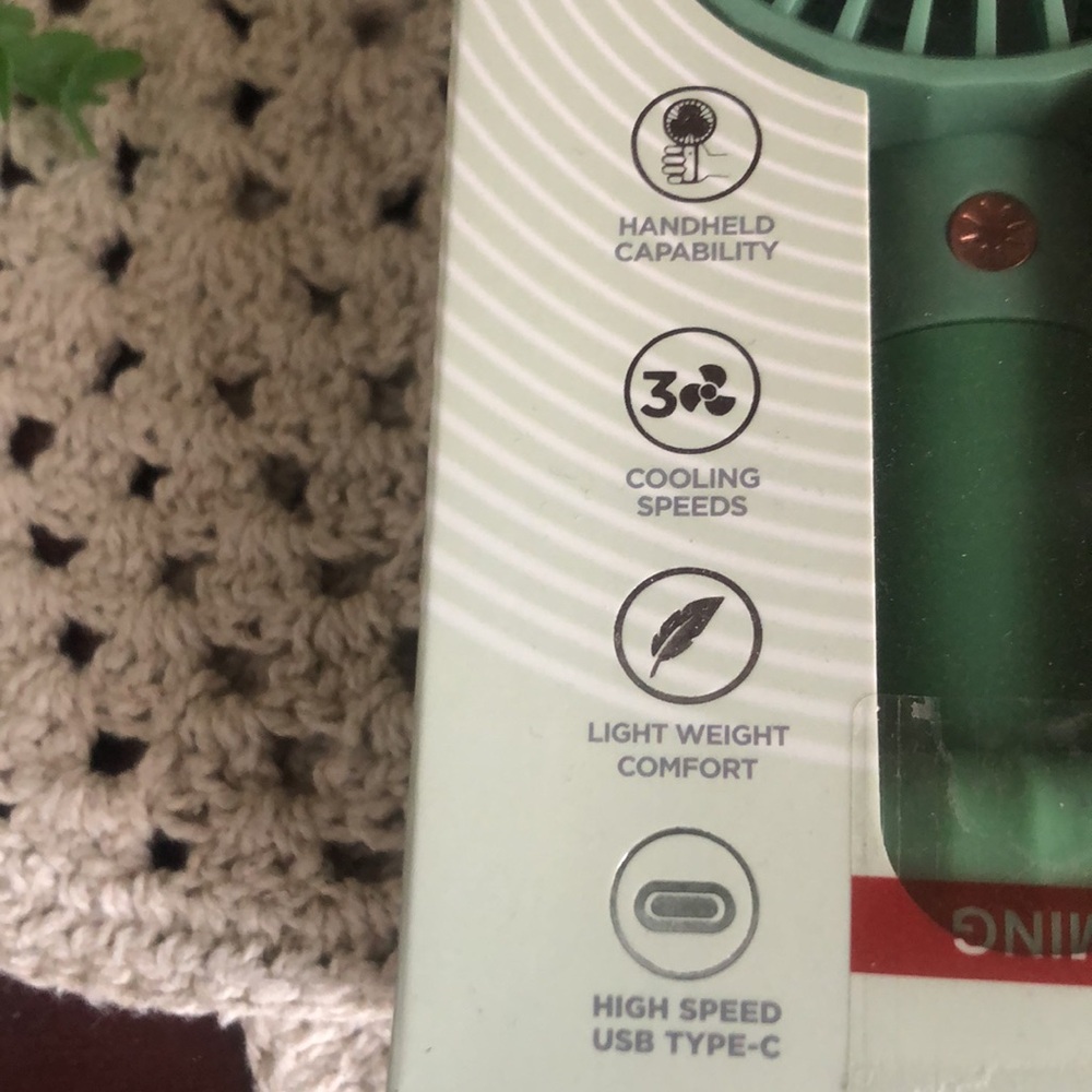 Green Portable Mini Fan - Picture 2 of 6